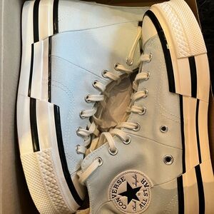Converse Chuck 70 plus Light Blue High-Top Platforms. Men’s 8, Women 10